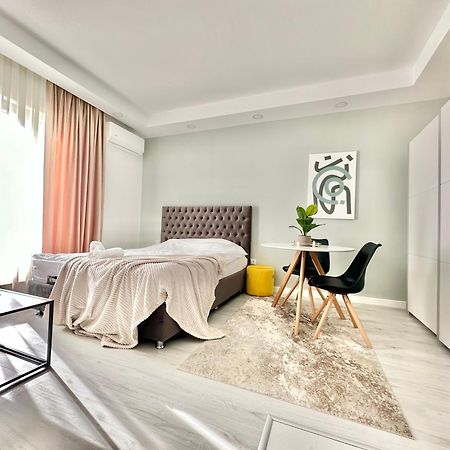 Single Room A503 Stayinn By Cosmopolis Stefanestii de Jos Buitenkant foto