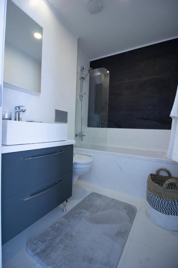 Single Room A503 Stayinn By Cosmopolis Stefanestii de Jos Buitenkant foto